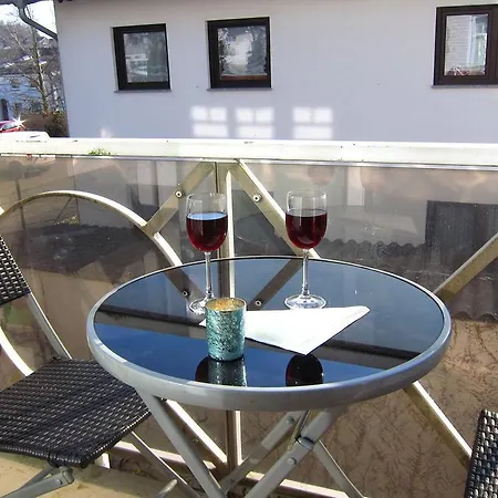 Haus Kranich By Rujana Lägenhet